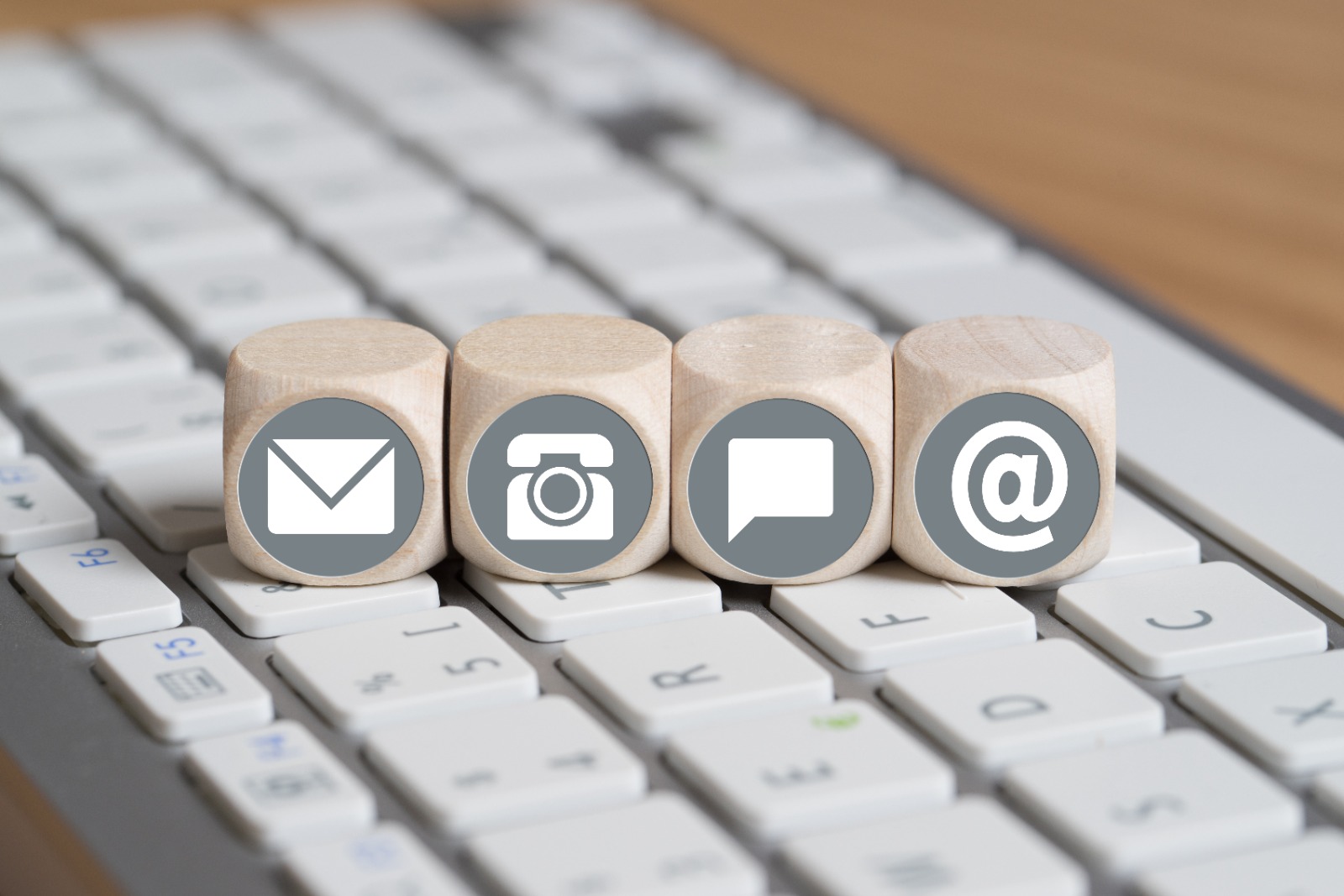 Kontakt zu impulsio – E-Mail, Telefon und Nachricht